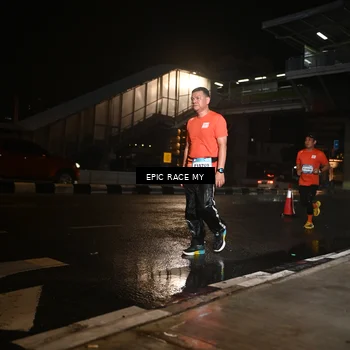 Runner Photo 7716660