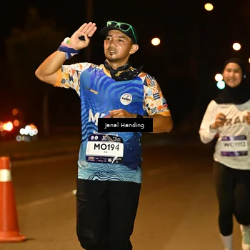Runner Photo 7716676