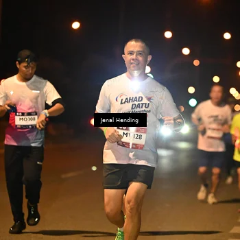 Runner Photo 7716695