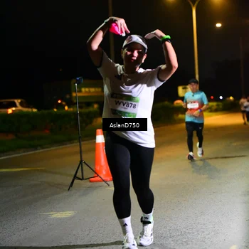 Runner Photo 7716715