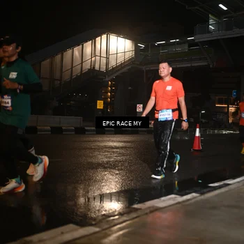 Runner Photo 7716717
