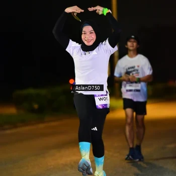 Runner Photo 7716741