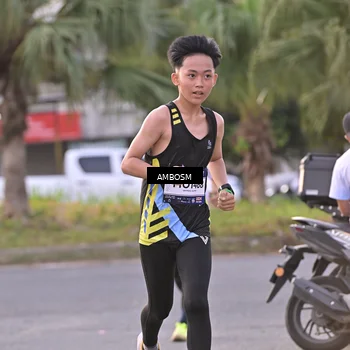 Runner Photo 7716748