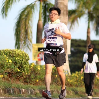 Runner Photo 7716751