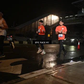 Runner Photo 7716752