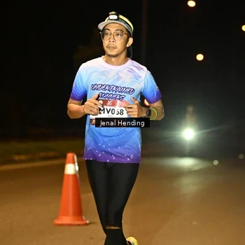 Runner Photo 7716761