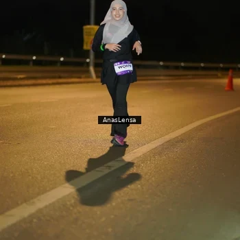 Runner Photo 7716764