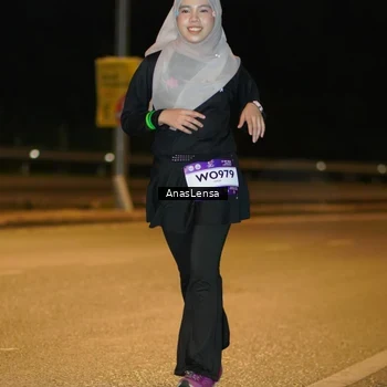 Runner Photo 7716768