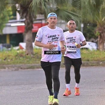 Runner Photo 7716771