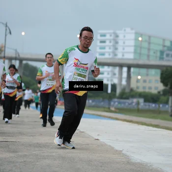Runner Photo 7716780