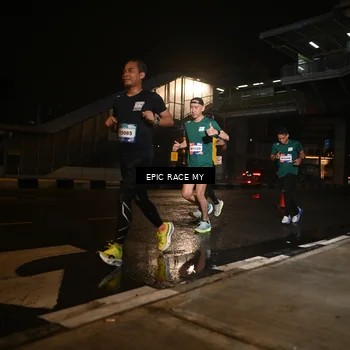 Runner Photo 7716795