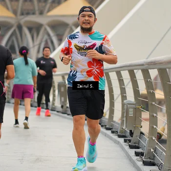 Runner Photo 7716799
