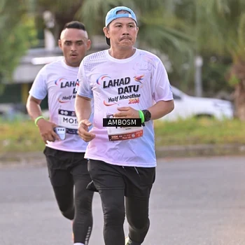 Runner Photo 7716807