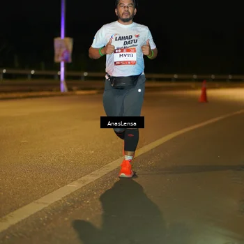 Runner Photo 7716828