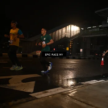 Runner Photo 7716847