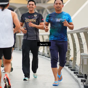 Runner Photo 7716864
