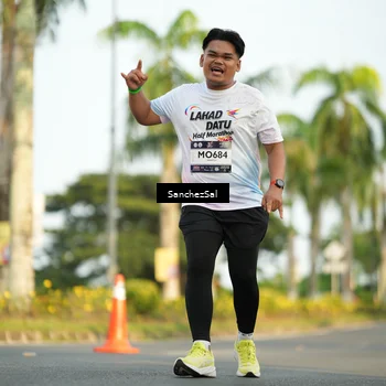 Runner Photo 7716874