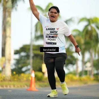 Runner Photo 7716892