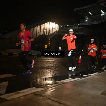 Runner Photo 7716925