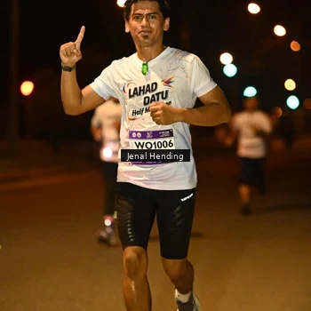 Runner Photo 7716941