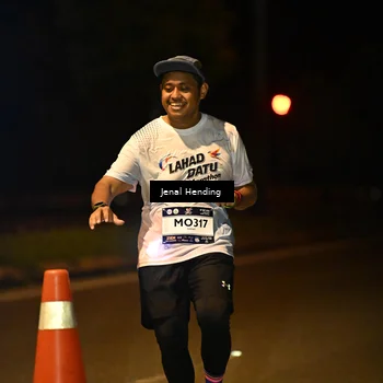 Runner Photo 7716948