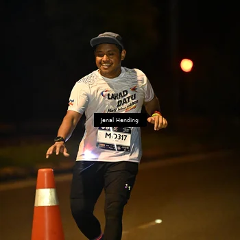 Runner Photo 7716961