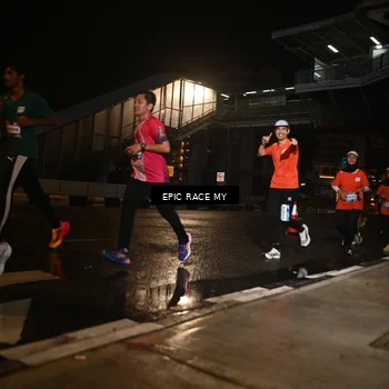 Runner Photo 7716963