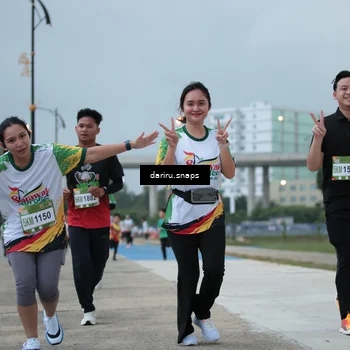 Runner Photo 7716966