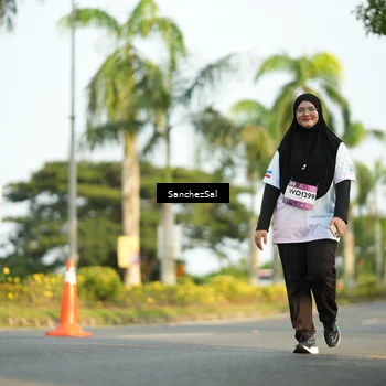 Runner Photo 7716973