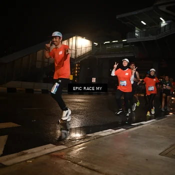 Runner Photo 7716987