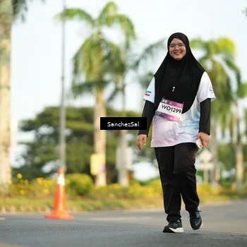 Runner Photo 7716999