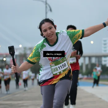 Runner Photo 7717041