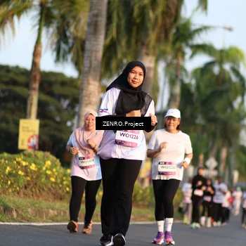 Runner Photo 7717052