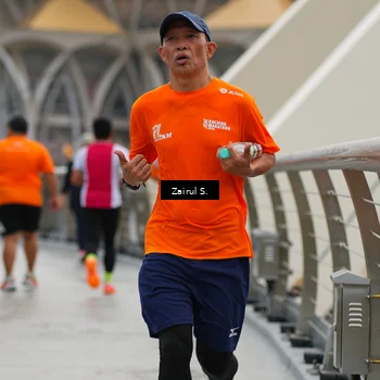 Runner Photo 7717092