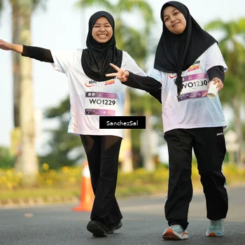 Runner Photo 7717093