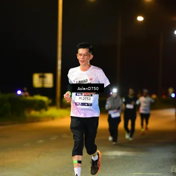 Runner Photo 7717107