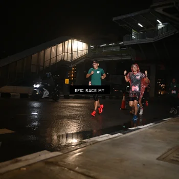 Runner Photo 7717130