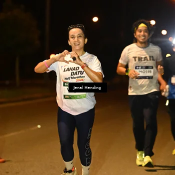 Runner Photo 7717147
