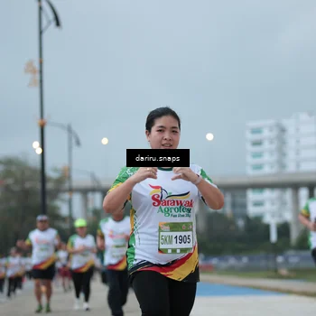 Runner Photo 7717158