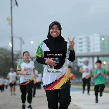 Runner Photo 7717159