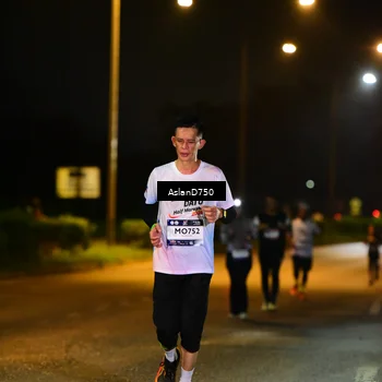 Runner Photo 7717163