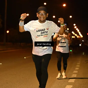 Runner Photo 7717167