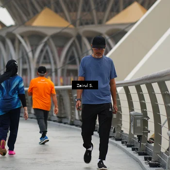 Runner Photo 7717170