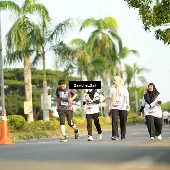 Runner Photo 7717207