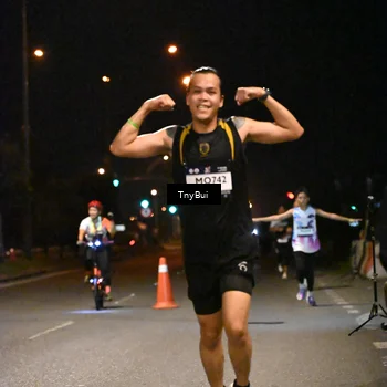 Runner Photo 7717213