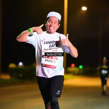 Runner Photo 7717214