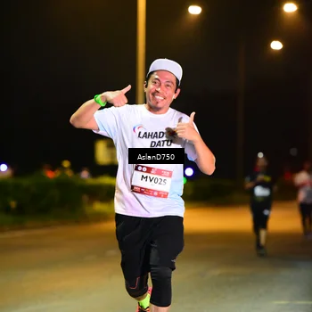 Runner Photo 7717218
