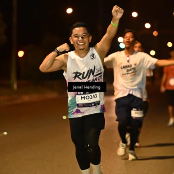Runner Photo 7717228