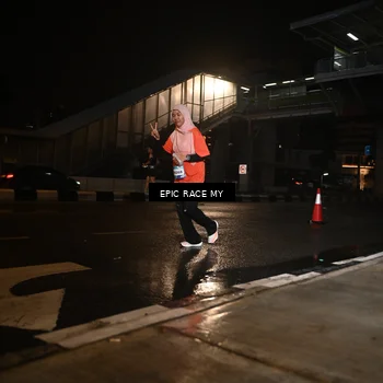 Runner Photo 7717243