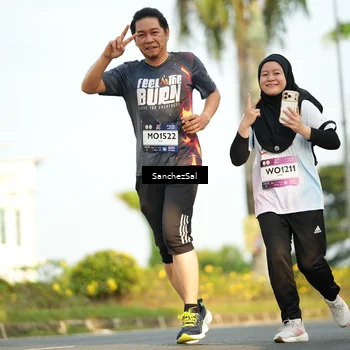 Runner Photo 7717247
